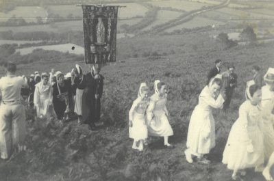 Troveni Lokorn 1929 Skeudenn Youenn Drezen